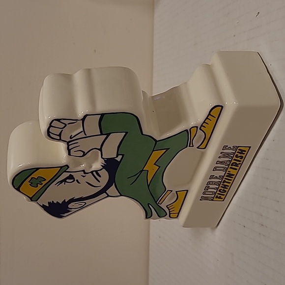 Vintage 1960's Notre Dame  Fighting Irish Leprechaun Mascot Bank - Picture 6 of 16
